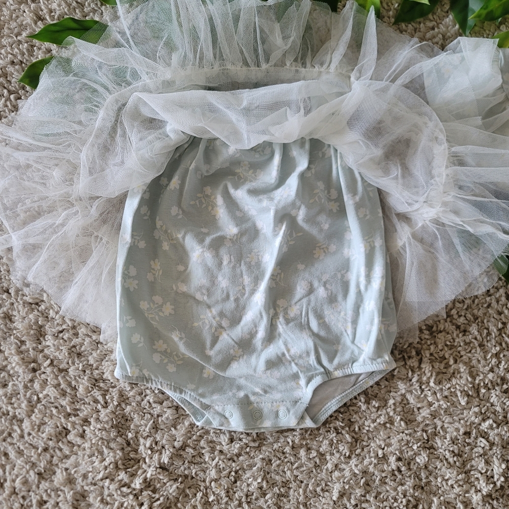 Baby Girl Mesh Ruffled Outfit + Sunhat (0-3 Months) - Picture 3 of 5